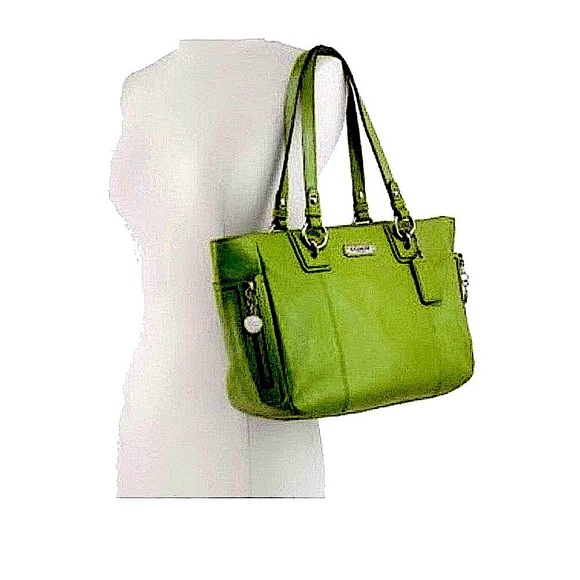COACH Gallery Zipper Tote in Green with Silver Hardware - Picture 4 of 15